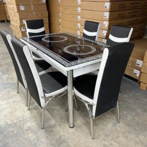 BLACK CIRCLE DINING TABLE AND CHAIR