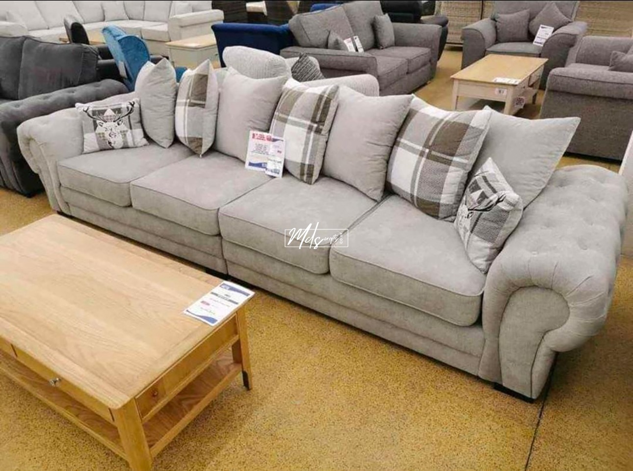 Verona Sofa - Image 3